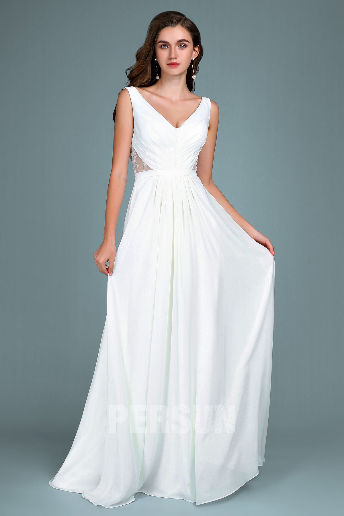 robe de soirée longue blanche encolure taille découpé dentelle