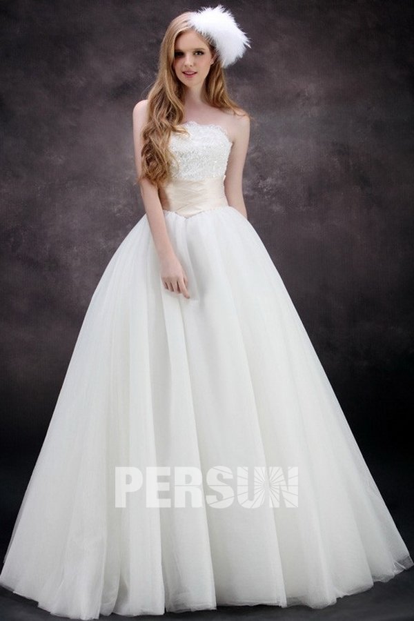 Robe de mariée Empire ligne A à bustier appliqué & rebrodé de bijoux